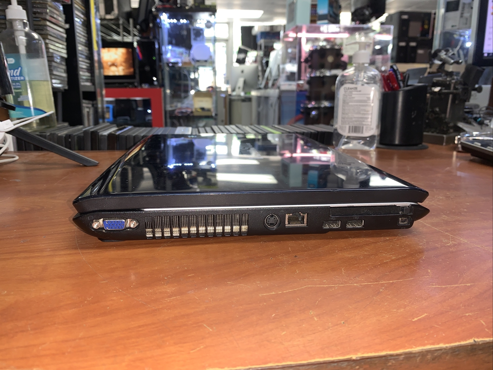Toshiba Satellite A205-S5879 Dual Core 1.60 GHz 2.GB Ram NO HDD FOR PARTS