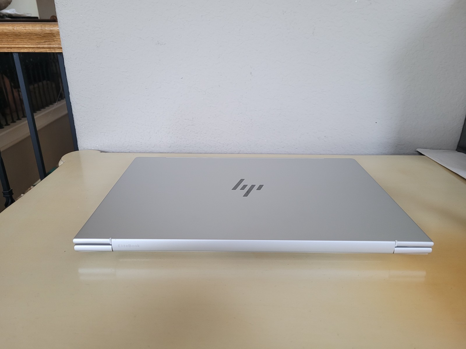 HP EliteBook 8 G1i 16 TOUCH Ultra 7 255H (16-Core) 64GB DDR5 1TB SSD UWT 2029/3