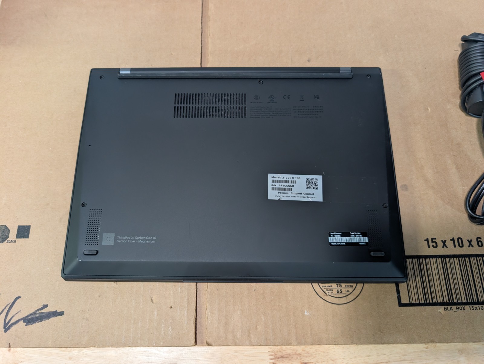 Lenovo ThinkPad X1 Carbon Gen 10 | 14″ Touch | i7-1265U | 16GB RAM | 1TB SSD