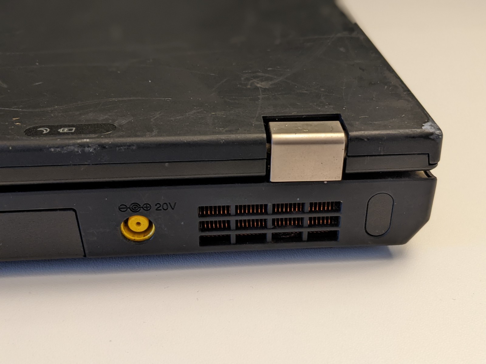 Lenovo ThinkPad W510 15.6″ Intel Core i7-720QM 1.60GHz 16GB RAM 256GB SSD Win11