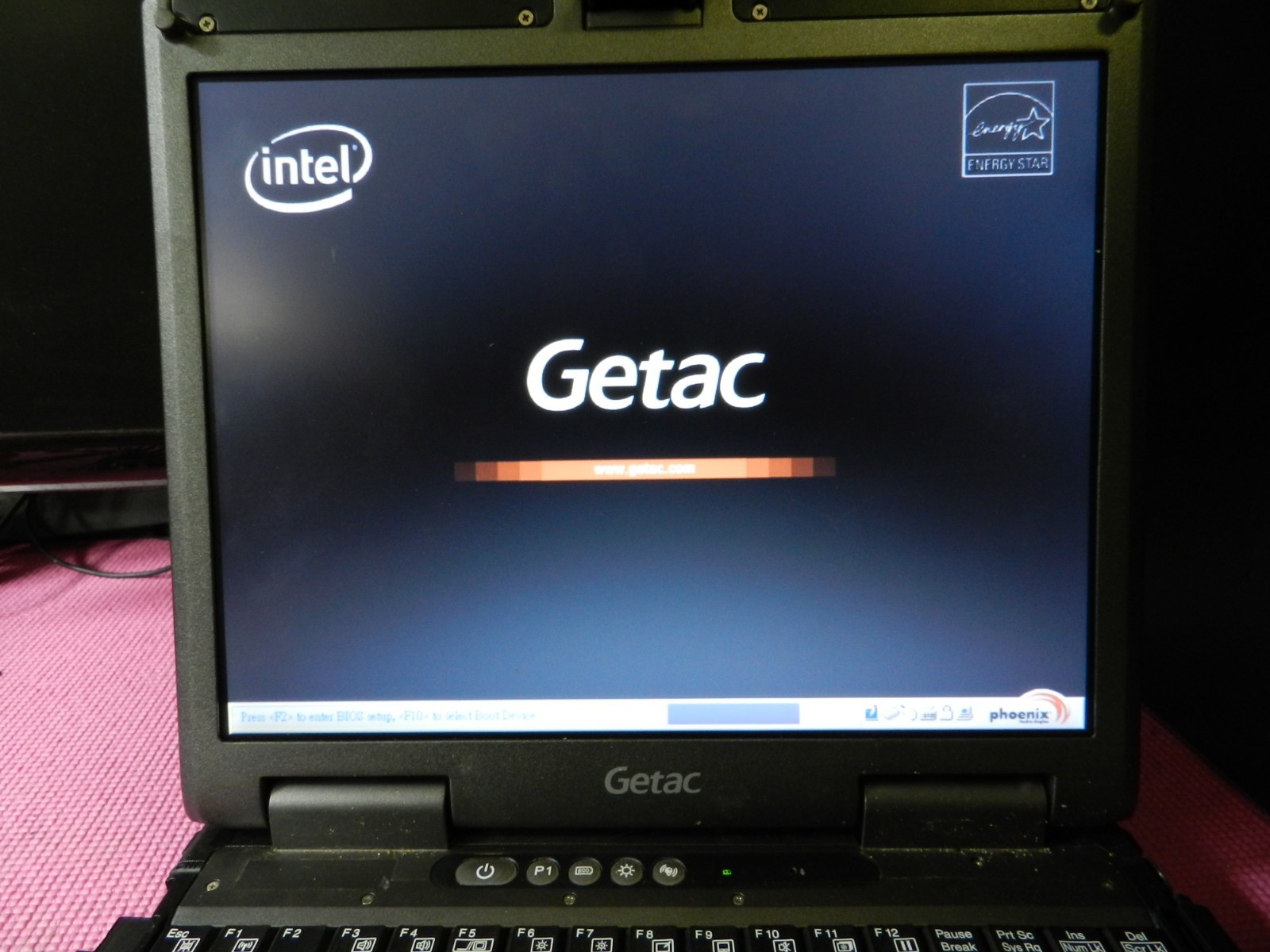 Getac B300-X Rugged Laptop i7-L6200 2.0GHz 4GB RAM w/battery & charger No HD