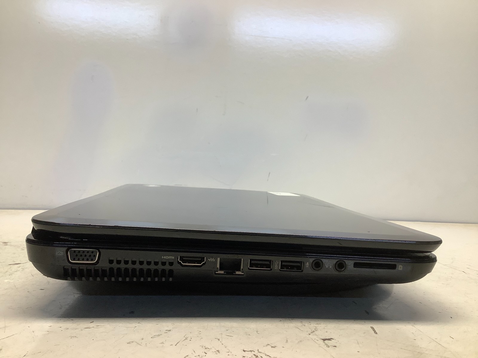 HP Pavilion G6-2270DX AMD A6-4400M 2700MHz 4 GB NO HDD