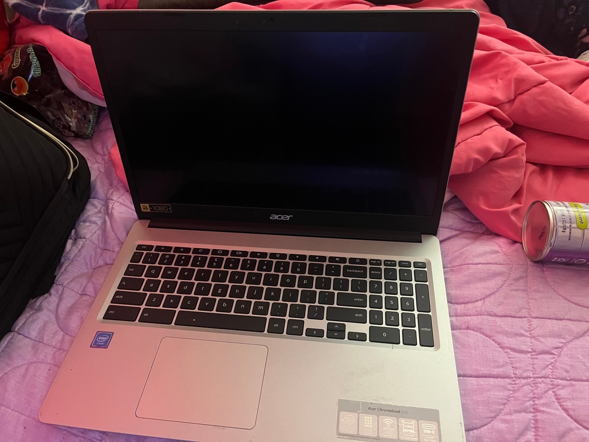 Acer Chromebook 315 with Case