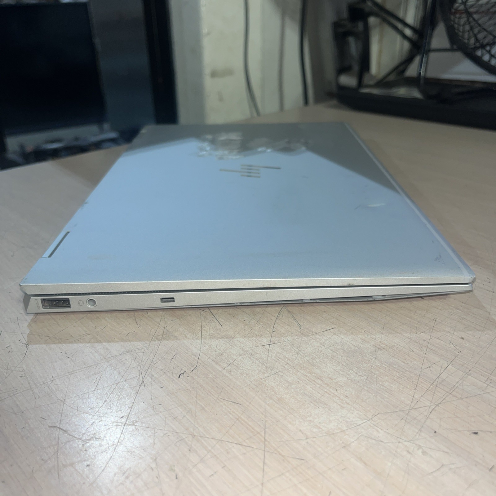 HP ELITEBOOK X360 1040 G8 INTEL CORE I5-1135G7 2.40GHZ 16GB RAM NO HD