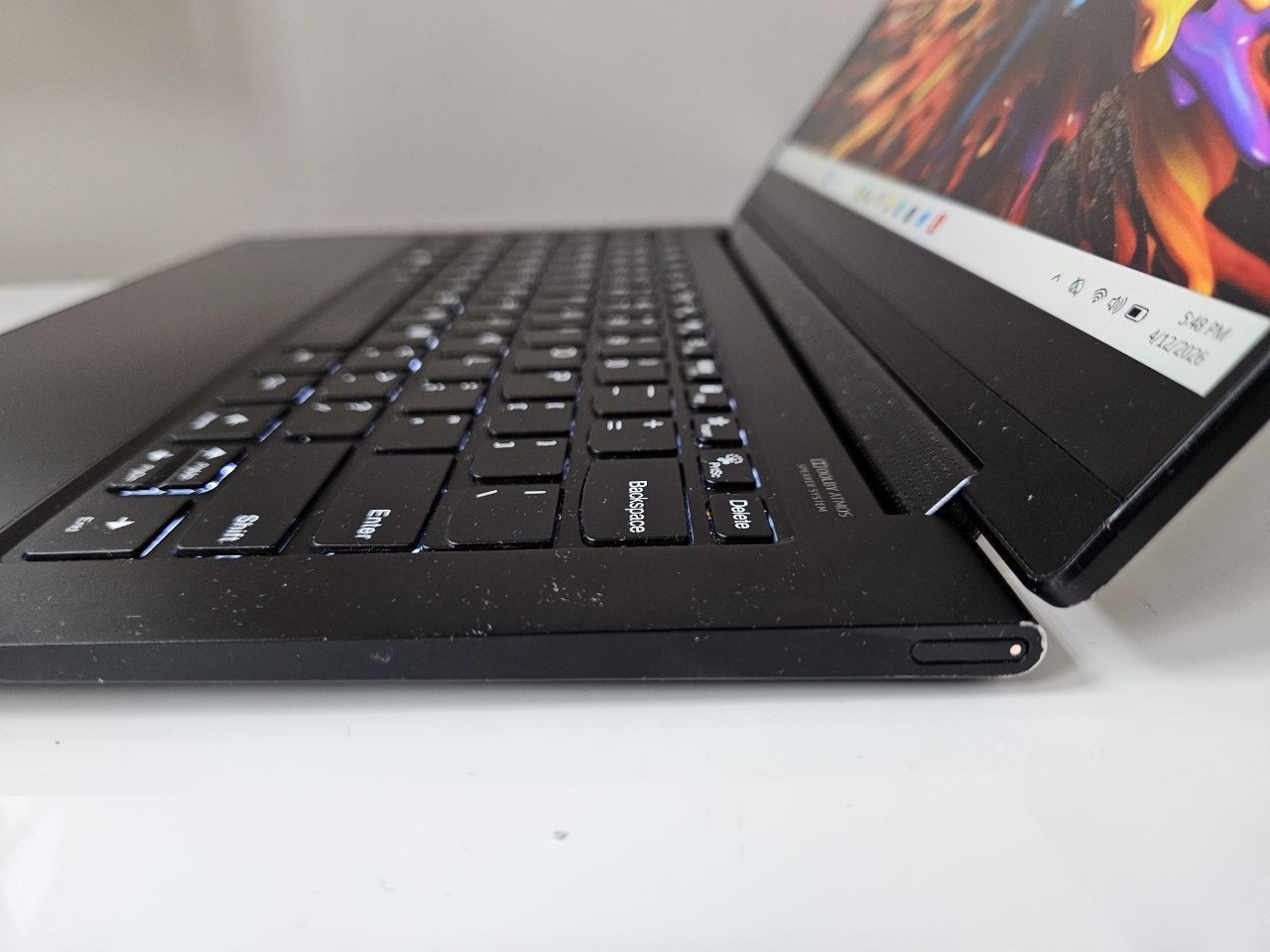 Yoga 9 14ITL5 2-in-1 TOUCH 14-inch i7-1185G7 8GB RAM 256Gb Win 11 Pro Stylus