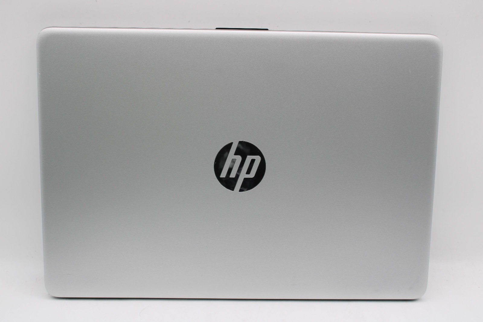 HP 14-dq0703dx _ Pentium Silver N5030 _ 16GB RAM _ 256GB SSD _ No OS