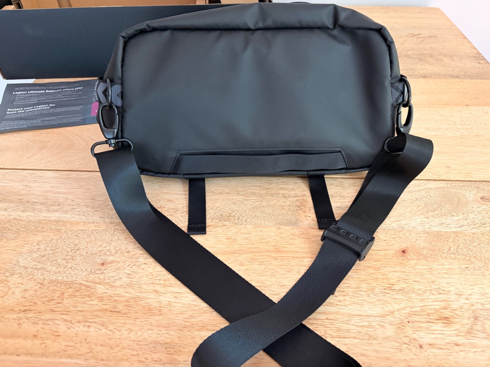 Lenovo Legion Go 2 Ryzen Z2 Extreme 32GB 2TB Upgraded Bag/Case Bundle