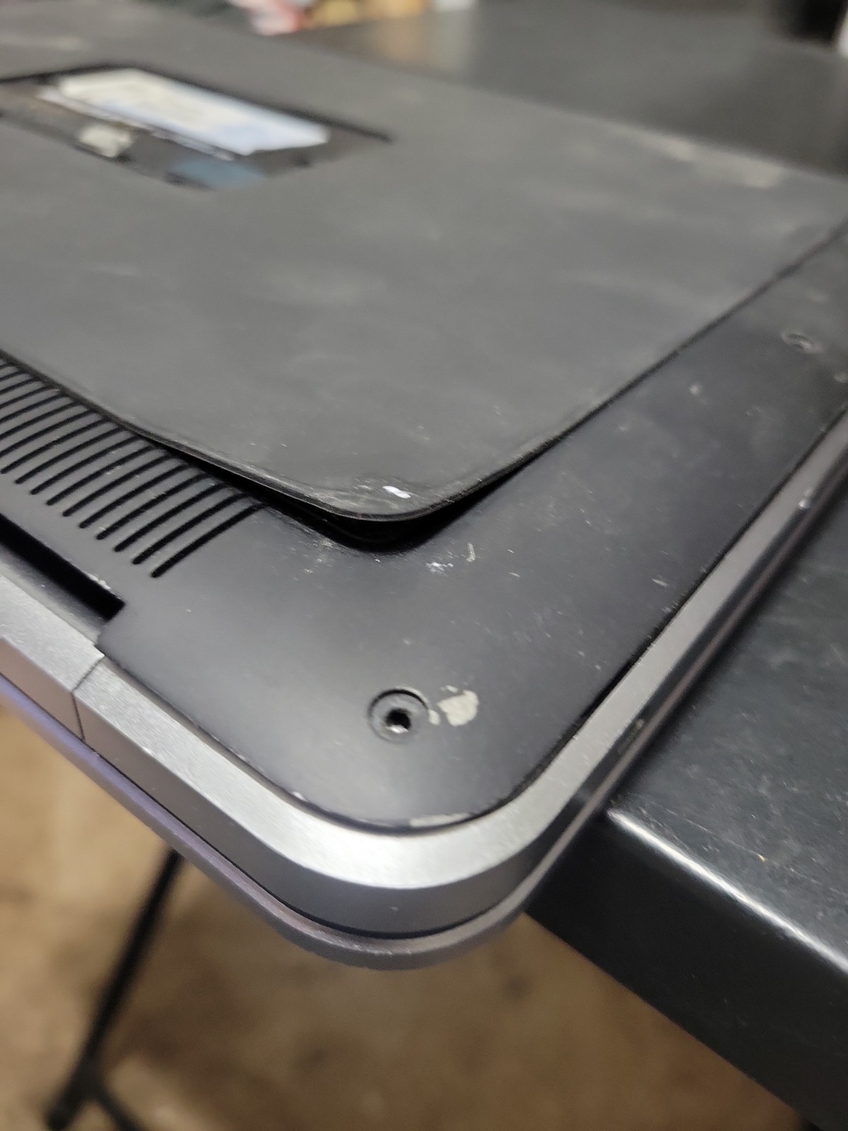 Dell XPS 14 P30G L421X Core i7-3537U 2GHz 4GB RAM, No Ssd.