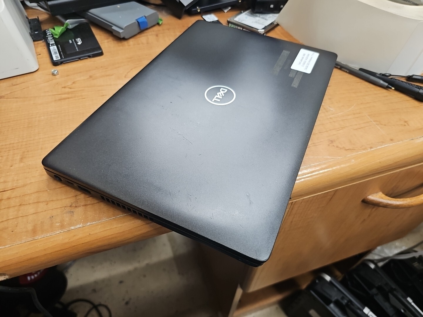 Dell Latitude 5400 Intel Core i5-8365U 16GB RAM 256GB SSD Batt Exc Dinged Corner