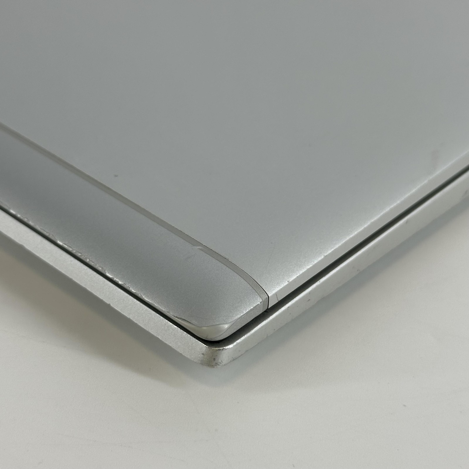 HP Elitebook 840 G8 14 Silver FHD i7-1165G7 2.80GHz 16GB 256GB SSD Good