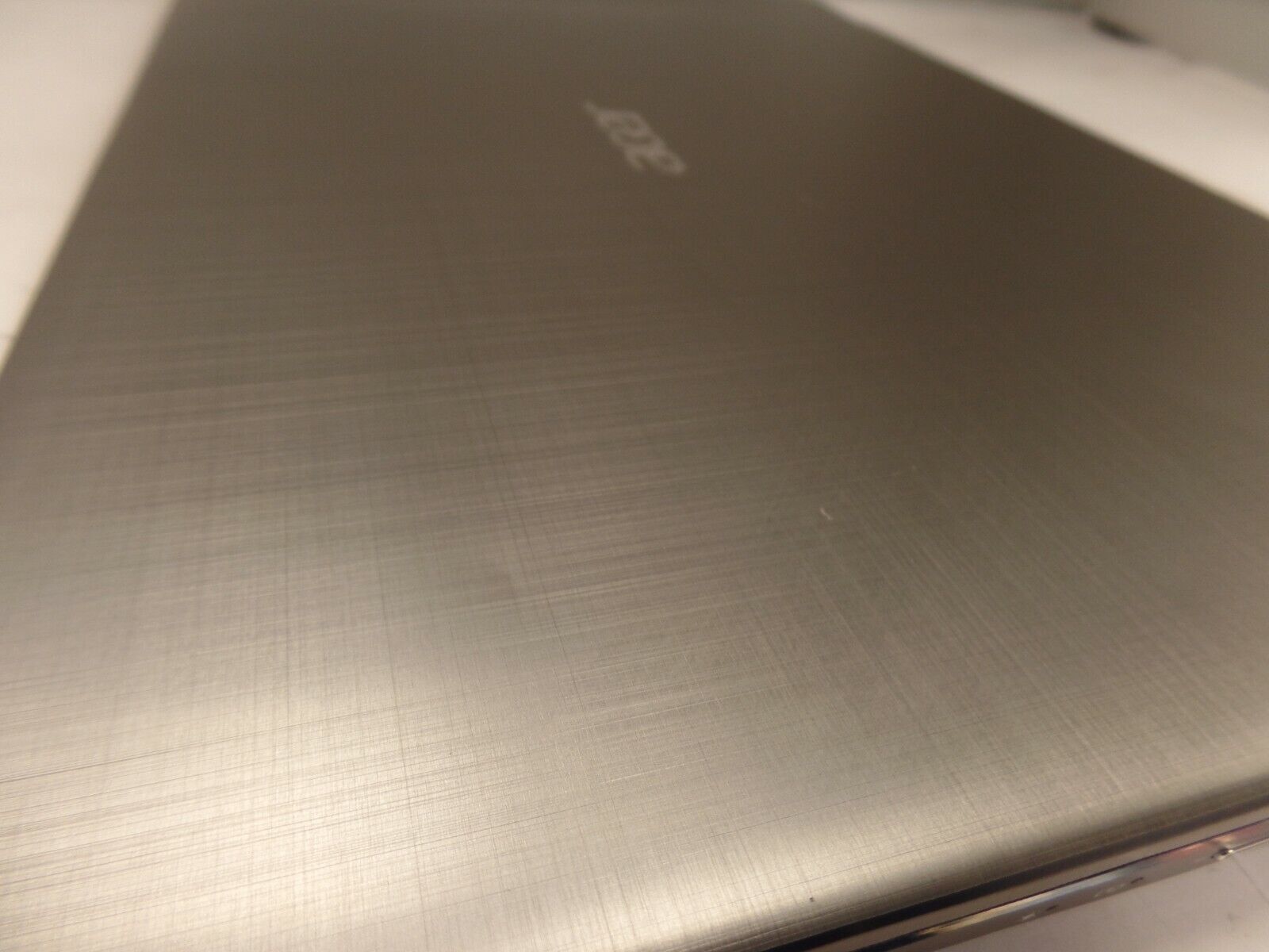 Acer Spin 5 SP515-51GN-83YY 15″ FHD Touch 1.80GHz i7-8550U 8GB 1TB SSD W10 MINT