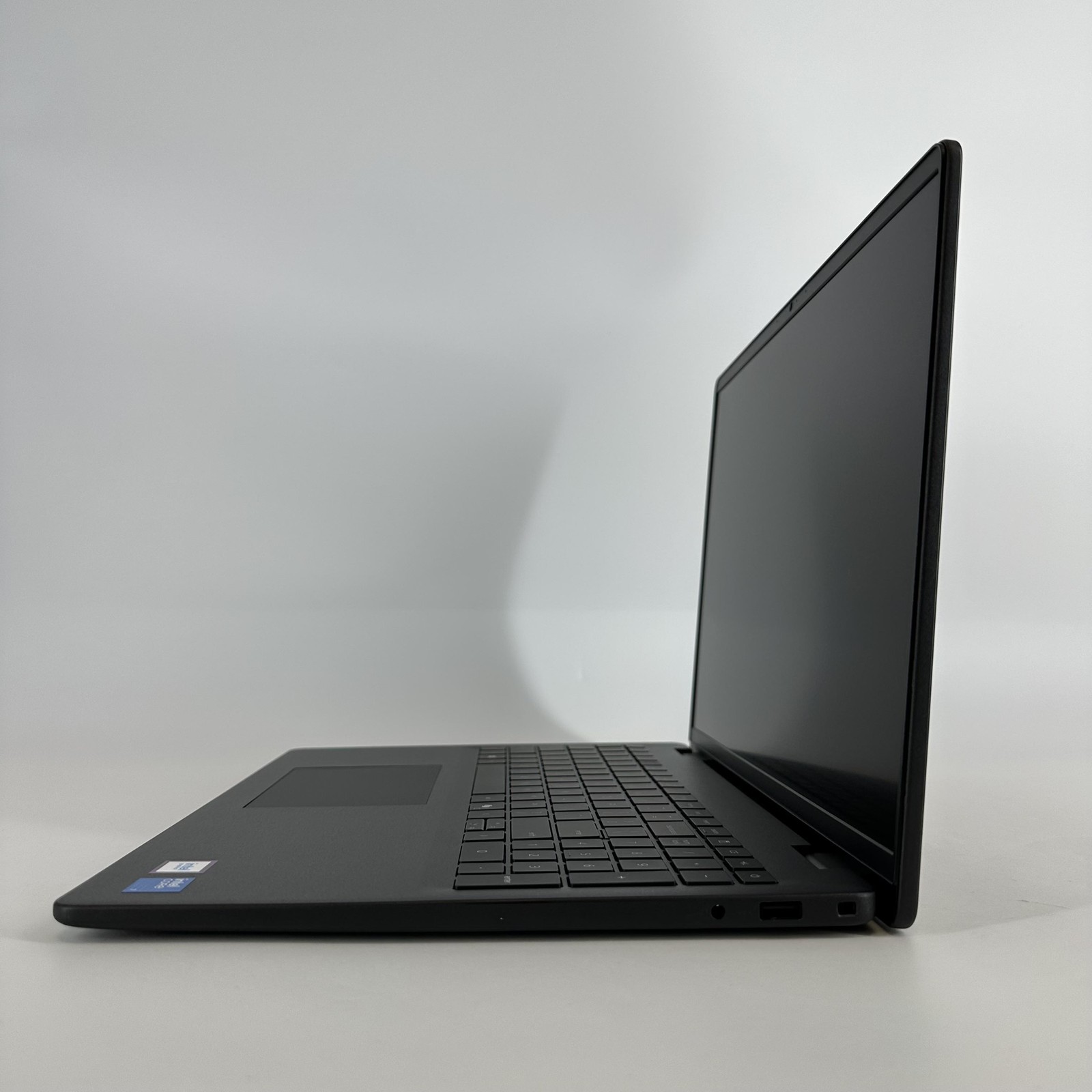 Dell 16 DC16250 FHD+ TOUCH 4.8 GHz Core 7 150U 16GB RAM 1TB SSD Excellent
