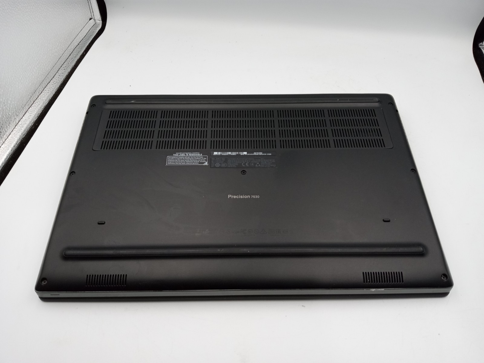 Dell Precision 7530 15.6″ Laptop i7-8850H 8GB RAM 128GB SSD Win11 P1000 READ -RR