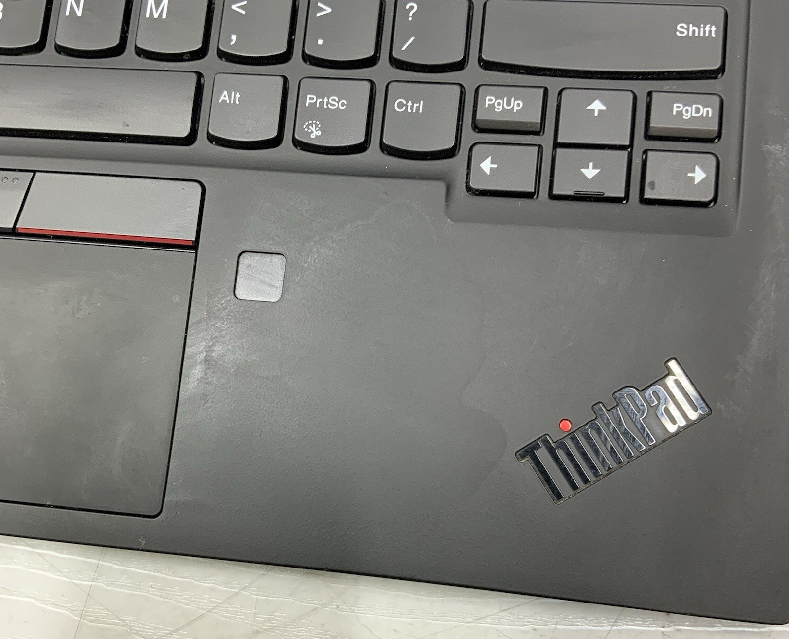 Lenovo ThinkPad X1 Carbon Gen 8 Intel i7-10610U 16GB DDR4 512GB Touchscreen W10P