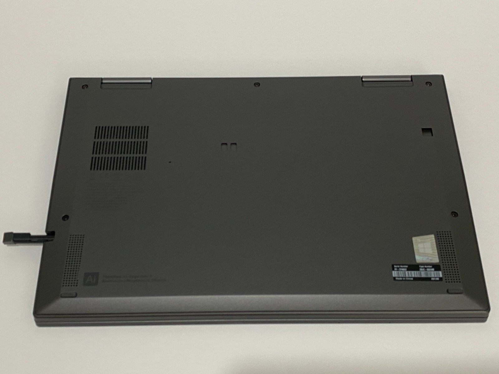 Lenovo ThinkPad X1 Yoga Gen5 2-in-1 Touch i7 10610U/1.8Ghz/16GB/1TB A++ Open Box