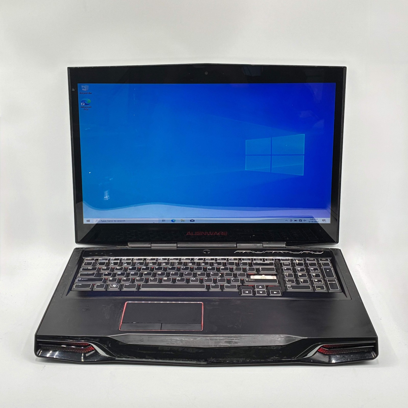 Alienware M17X R3 17in i7 8GB 1TB Black Cracked Screen
