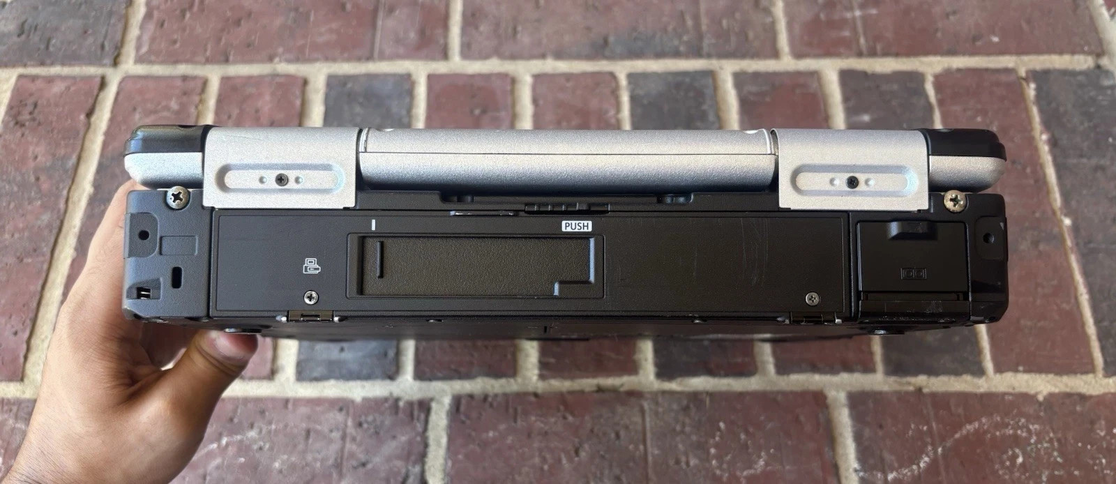 Panasonic Toughbook CF-31 MK1 Core i5 @2.40GHz 4GB 500GB HHD Win XP Rugged DVD