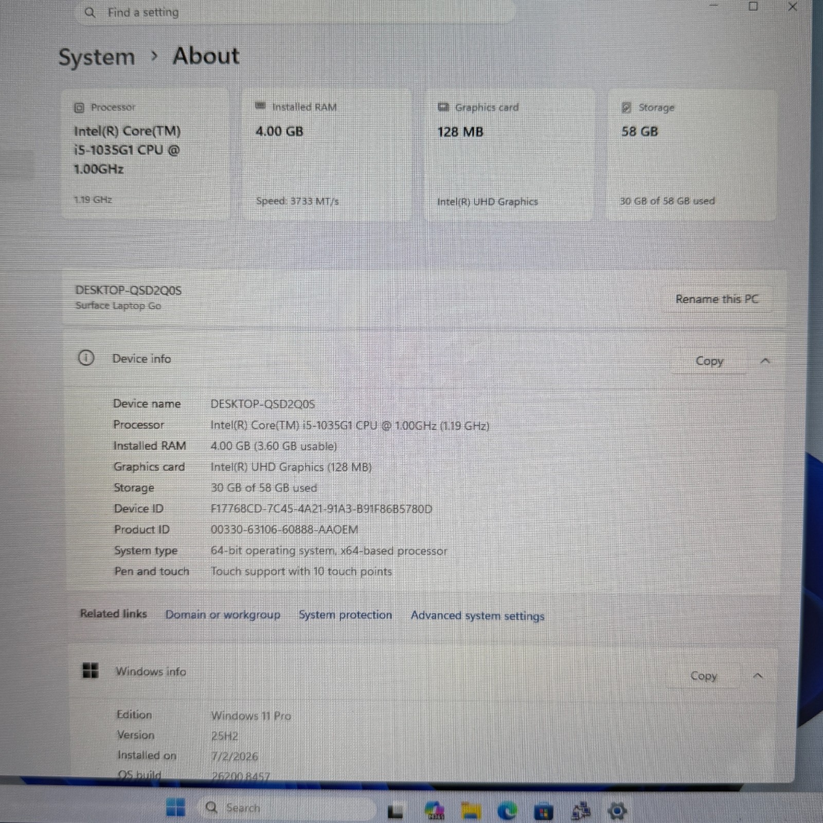 Microsoft Surface Laptop Go 1943 12.4″ i5-1035G 1 1.0GHz 4GB RAM 64GB SSD