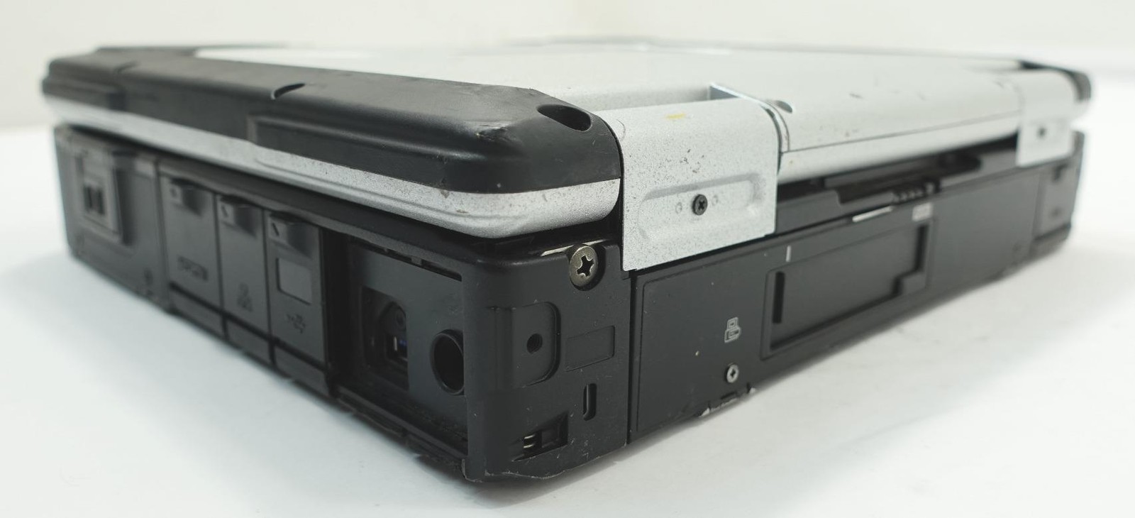 Panasonic Toughbook CF-31 Core i7-7600U 2.8GHz 16GB 256GB SSD
