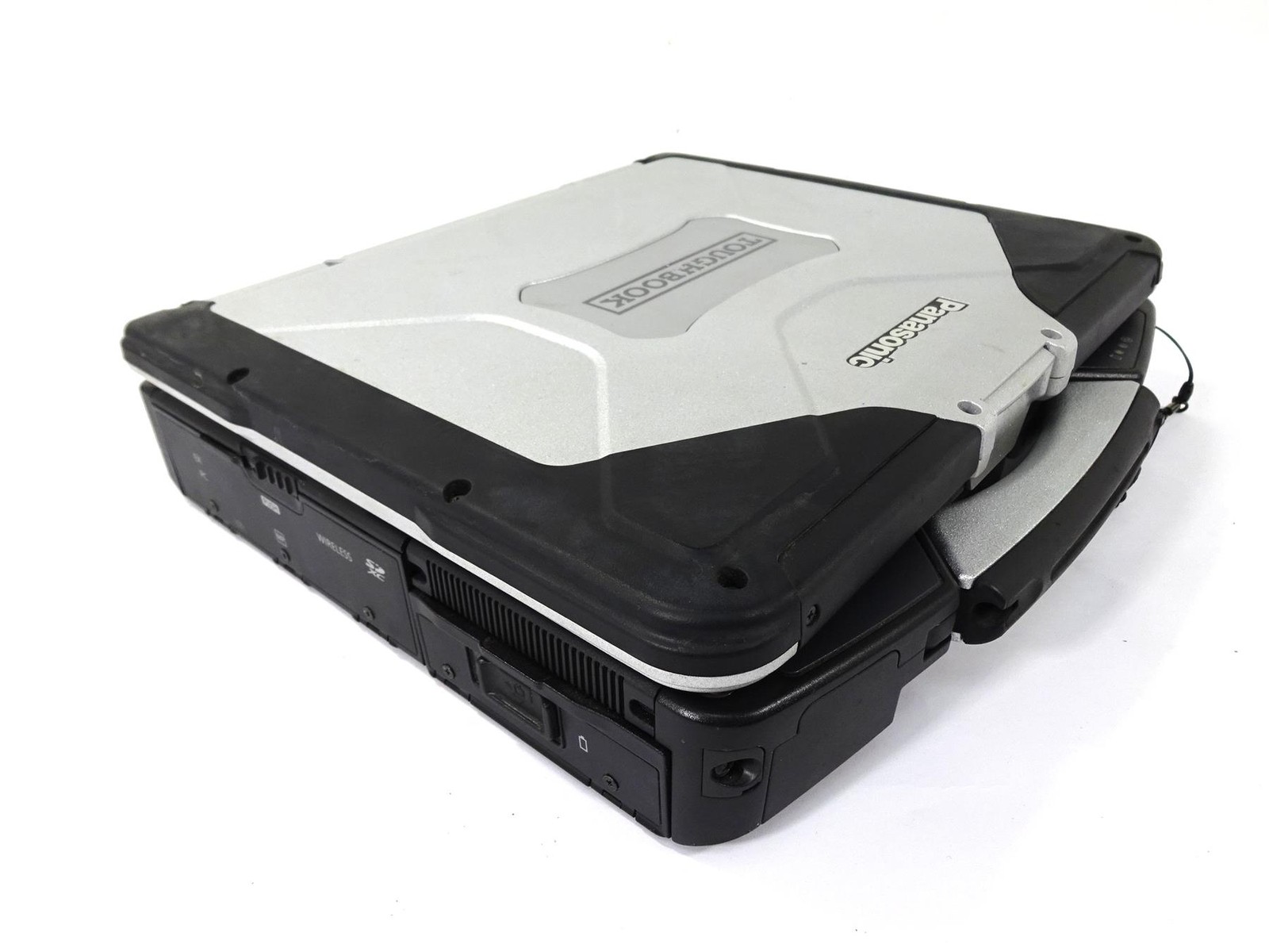 Panasonic CF-31 MK2 Core i3-2310M 2.1GHz 4GB – No HD – Usage : 20 Hours