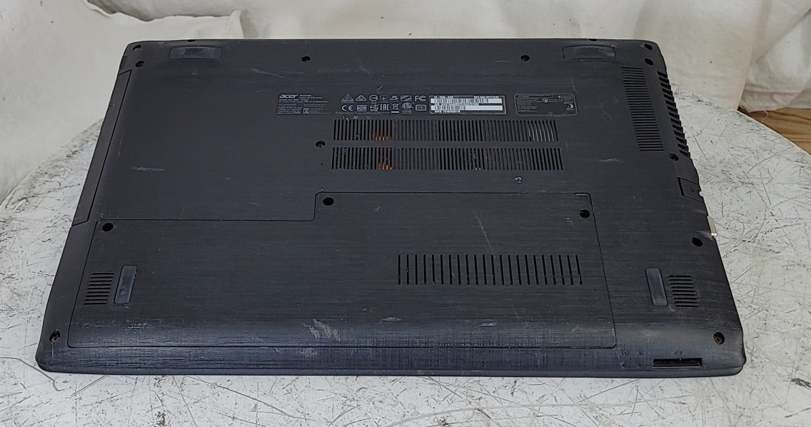 ACER Aspire E5-576 N16Q2 Laptop Core I5-8250U 8GB SEE NOTES
