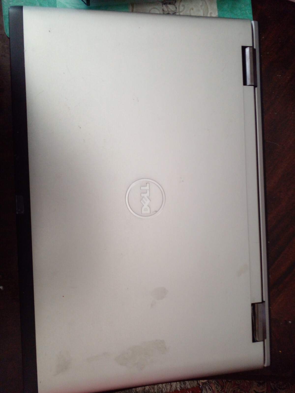 Dell Vostro 3750 Laptop Intel Core i3 8GB 250GB SSD Win 10 Pro See Pictures