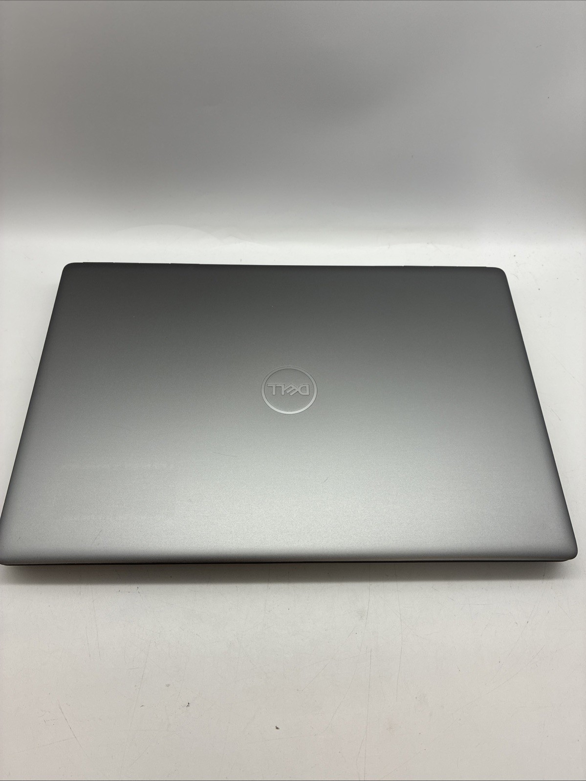 Dell Precision 7550 NVIDIA Quadro RTX 3000 2.4GHz Intel Core i9-10 32GB 512 (L2)