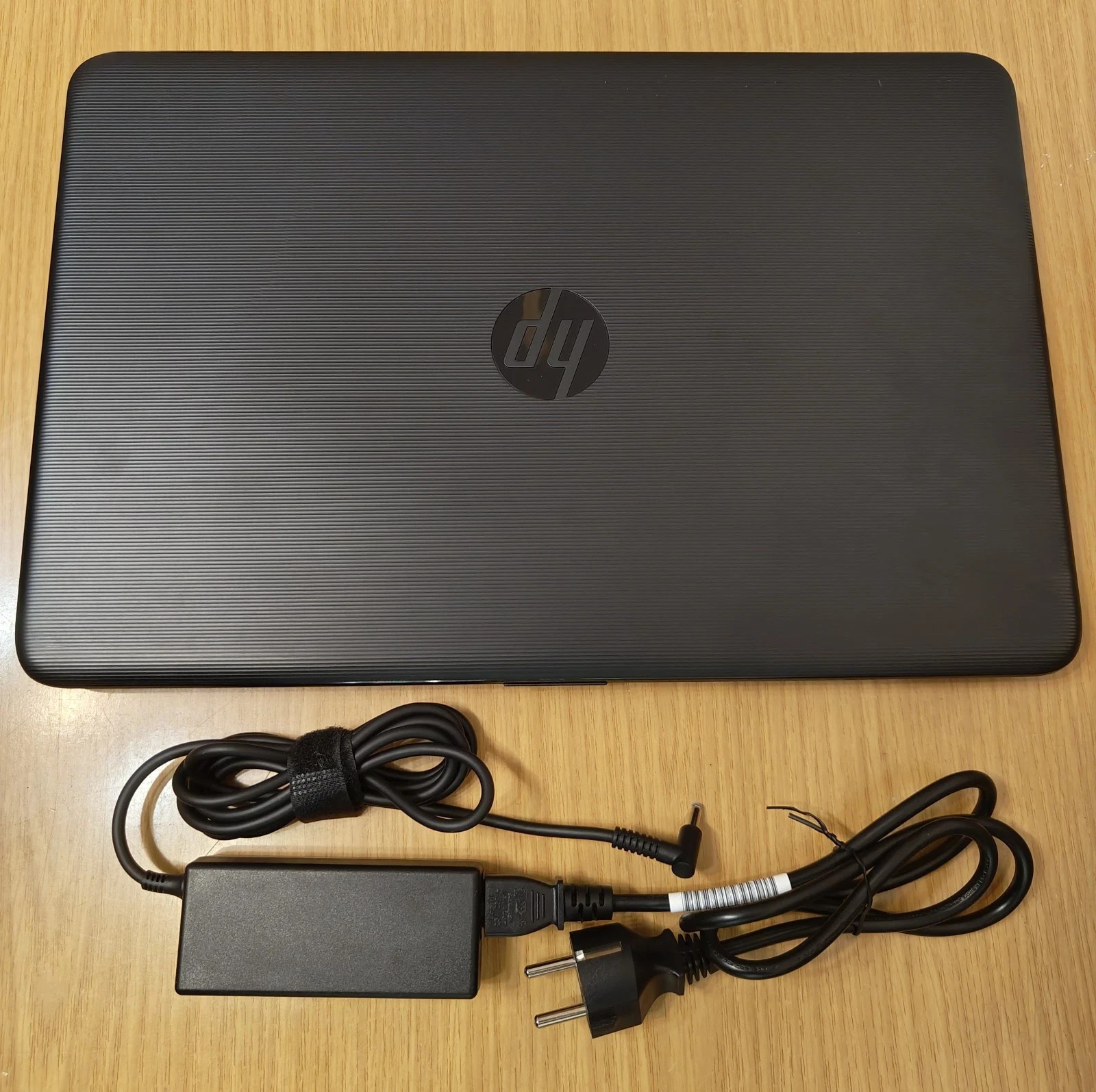 HP Laptop 17.3″ HD+ i5 4×2.5GHz 8GB 256GB SSD Webcam Windows 11 MS Office