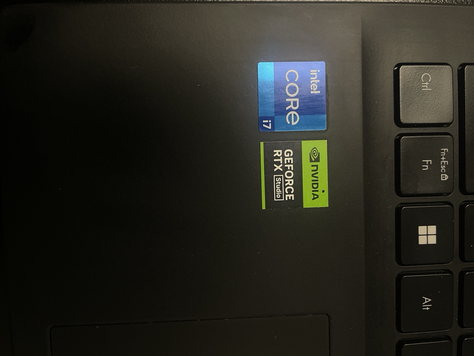 ASUS Creator Laptop Q q530v 15.6″ i7-13620H 2.4GHz 16GB RAM 512GB SSD RTX 3050