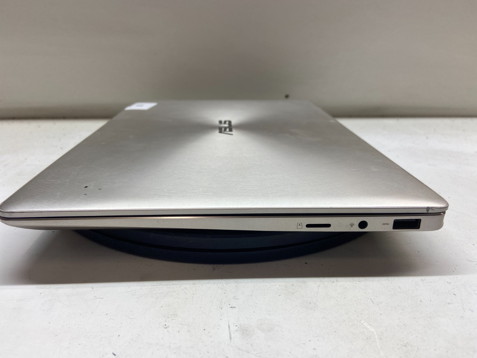 Asus Zenbook UX331U Intel Core i5-8250U 1.6GHz 8GB NO HDD