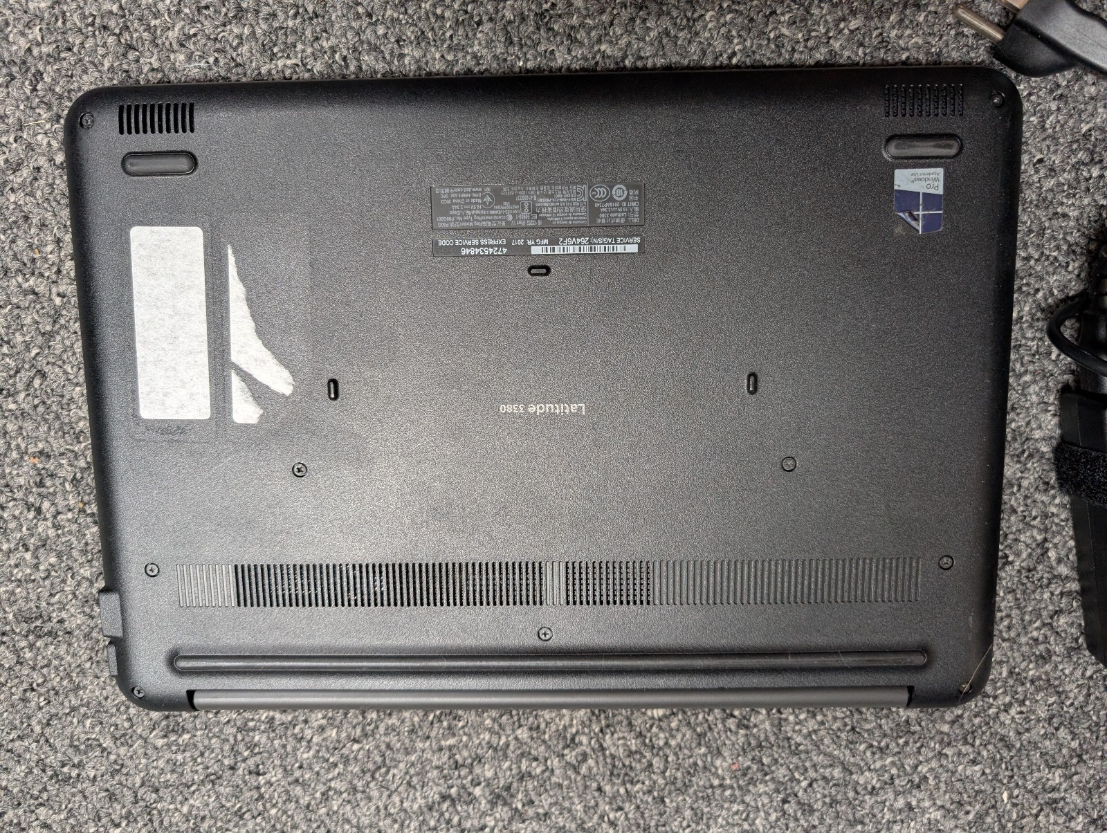 Dell Latitude 3380 13″ Intel i5-7200U 4GB RAM 128GB SSD Win 10 Batt – C Grade