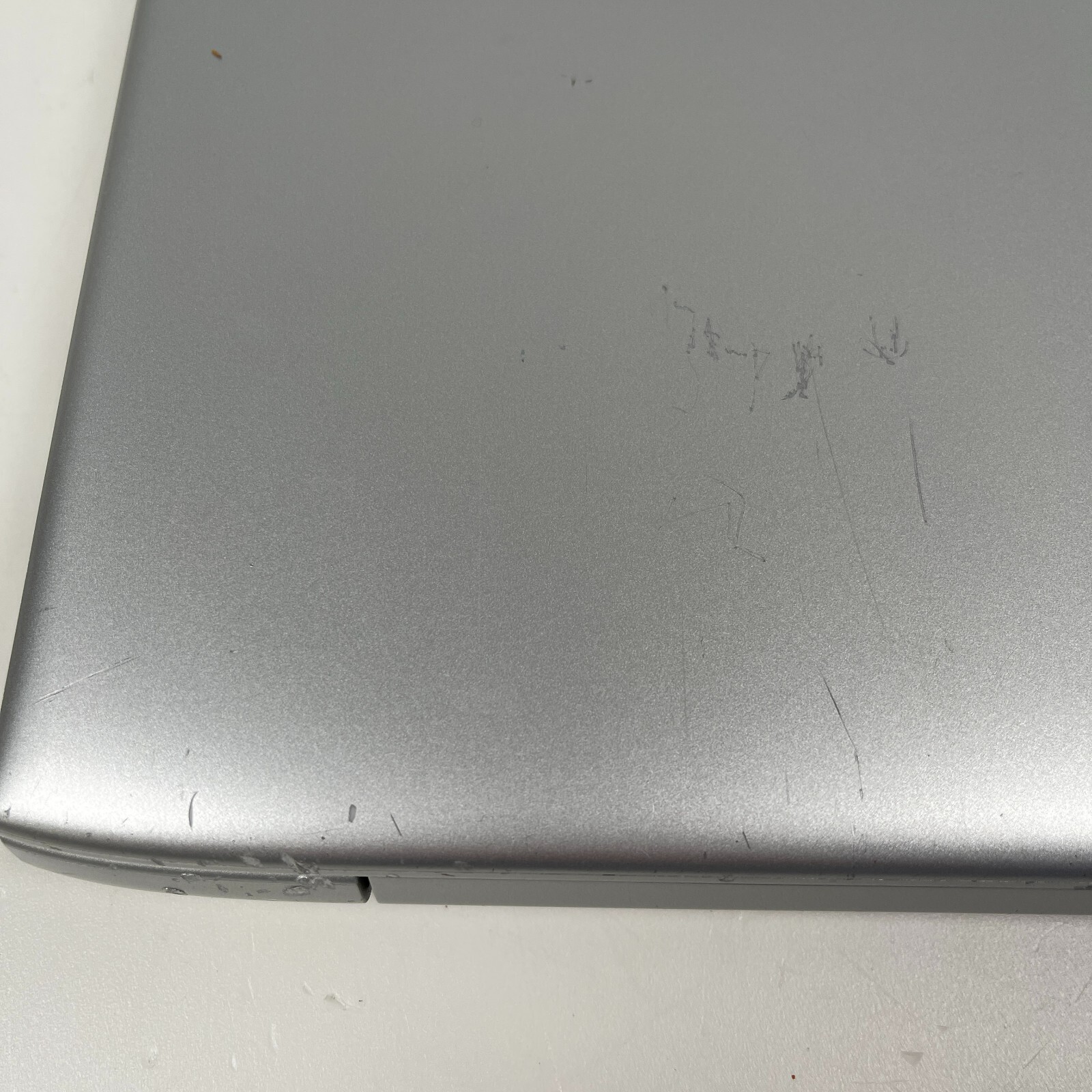 HP ProBook 450 G5 i3-7100U 15.6″ Laptop AS IS PARTS – CRACKED SCREEN