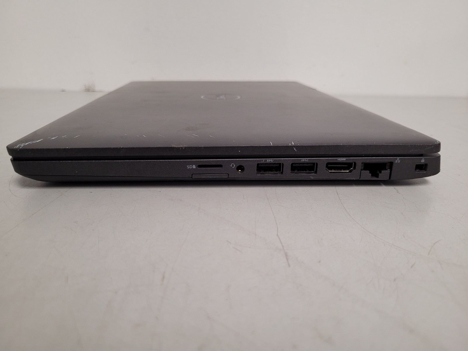 Dell latitude 5400 chrome i3-8145u 2.1gh 8gb ram 128gb ssd Linux charger G1WTP73