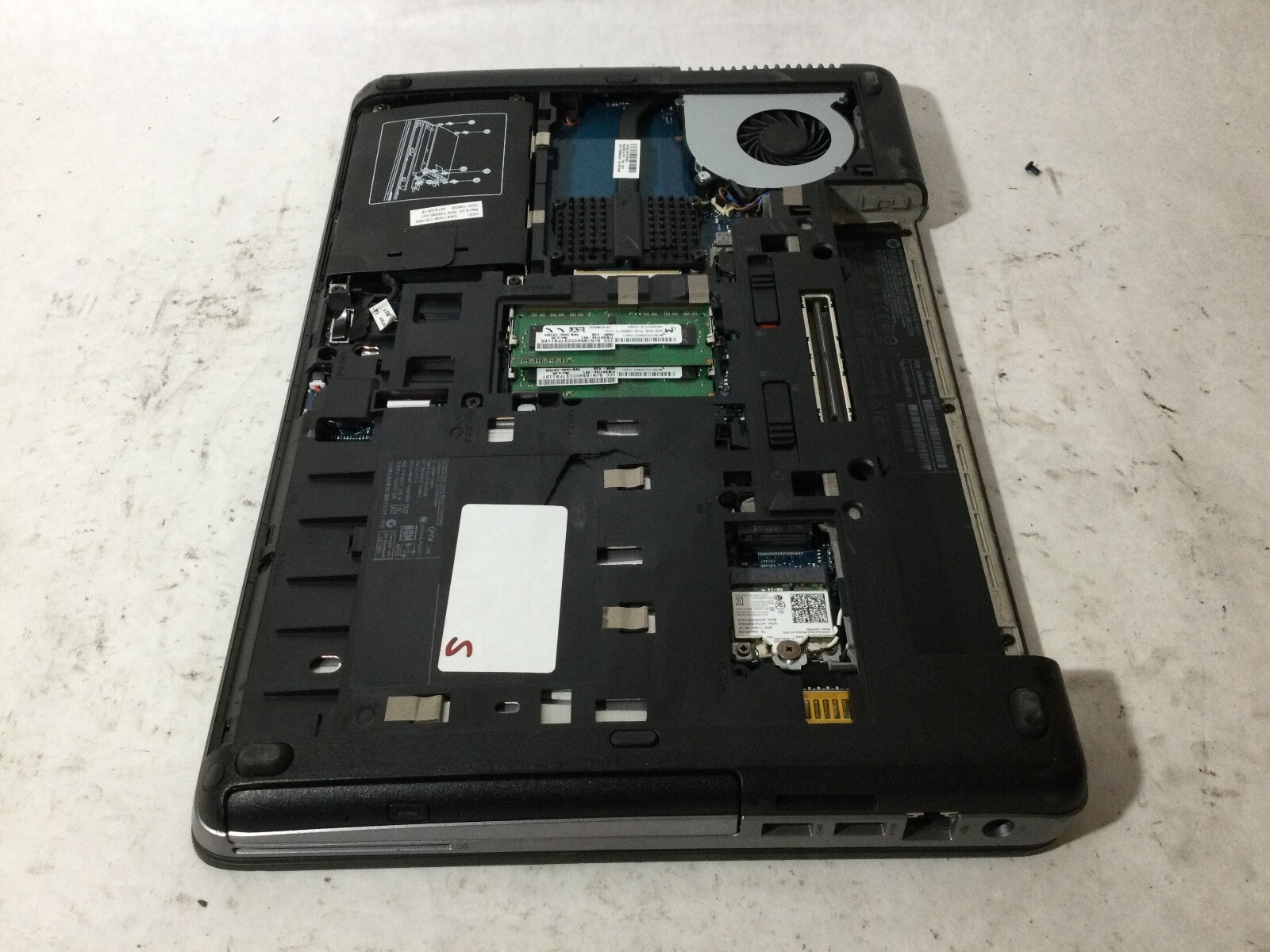 HP PROBOOK 650 G1 – FOR PARTS -INTEL CORE I5 – 8GB RAM – READ DESCRIPTION – BB