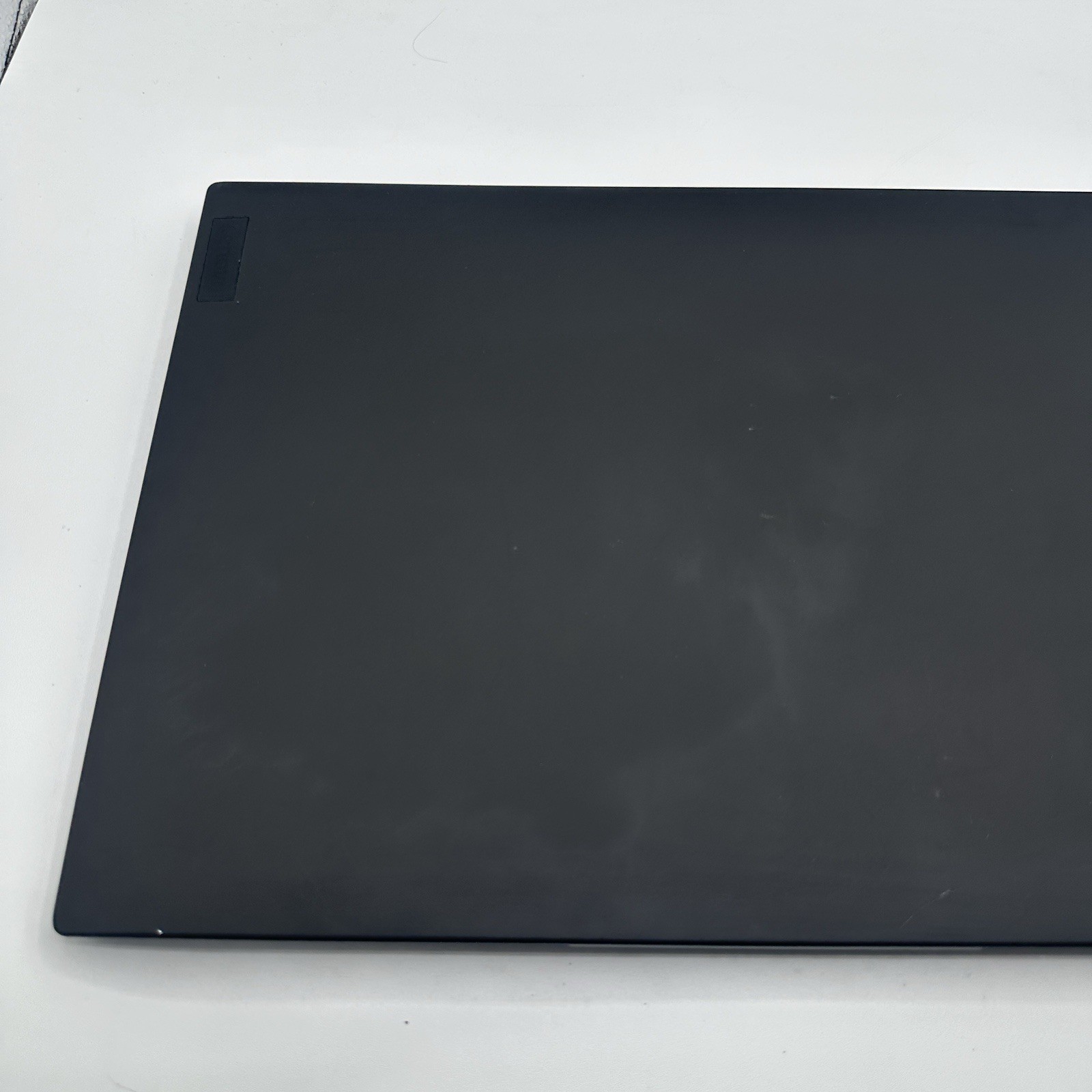 Lenovo ThinkPad X1 Carbon Gen 10 Touch 14″ i7-1260P 16GB RAM 1TB SSD Win11