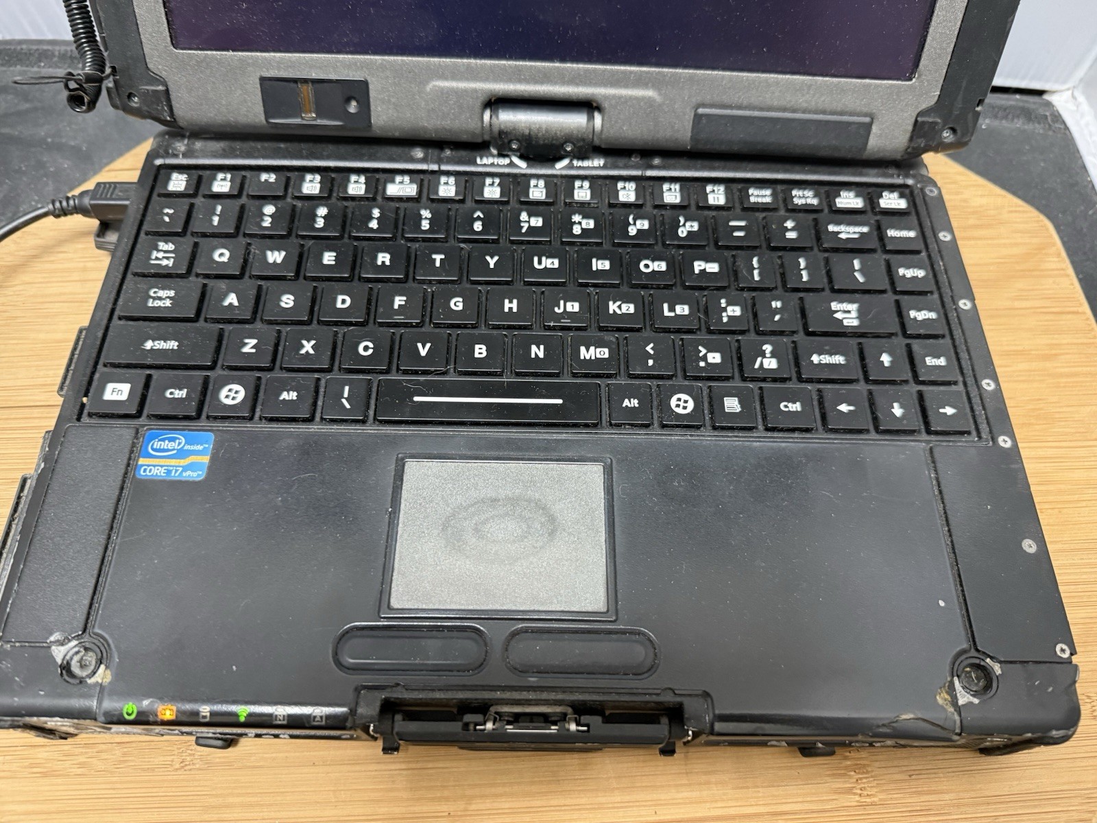 Rugged 2-in-1 Touch Getac V200-G2 Intel i7-3520M + RAM, No Storage Police Laptop