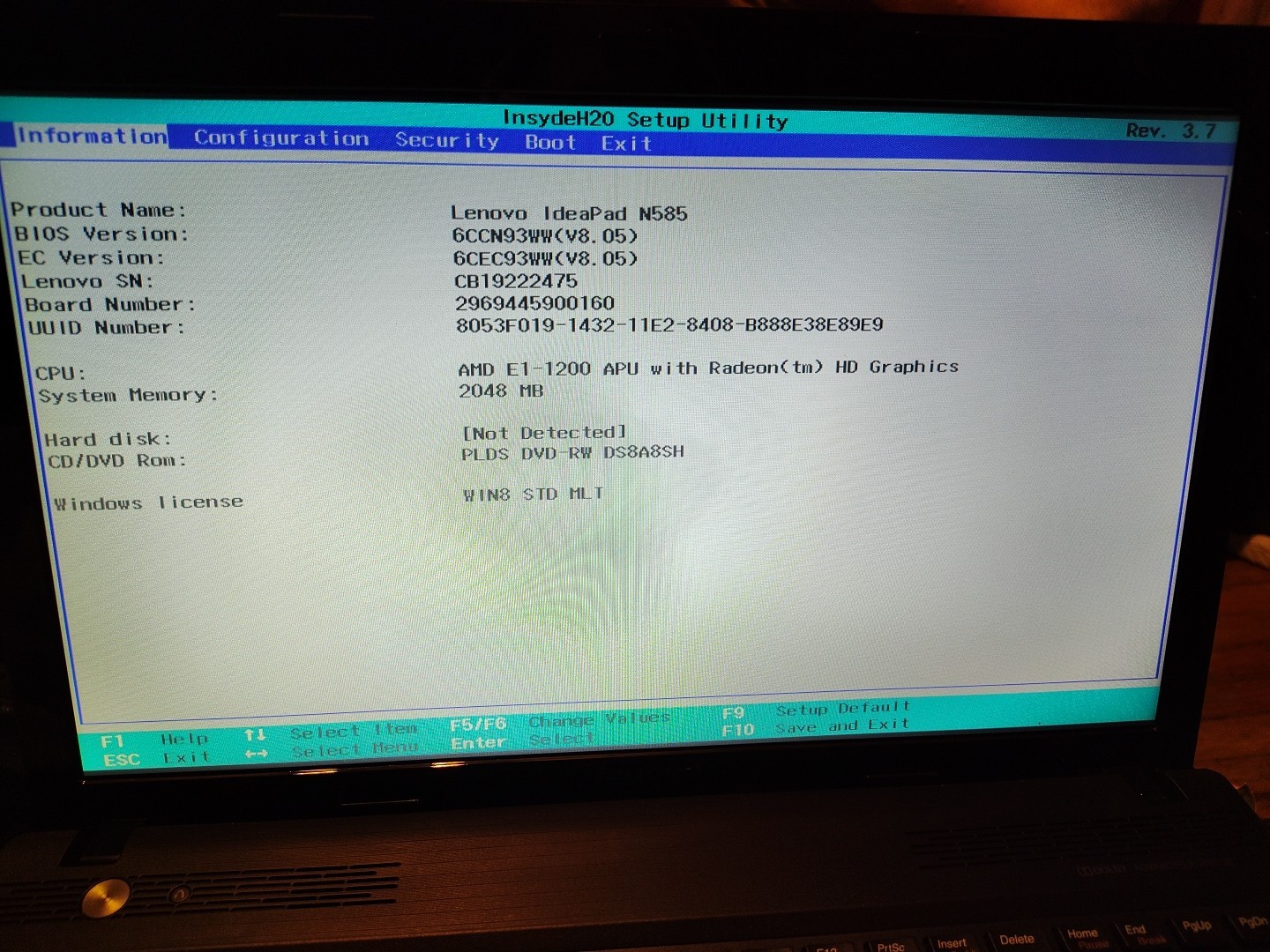 Lenovo IdeaPad N585 AMD E1-1200 1.4 GHz 2GB RAM NO DRIVE