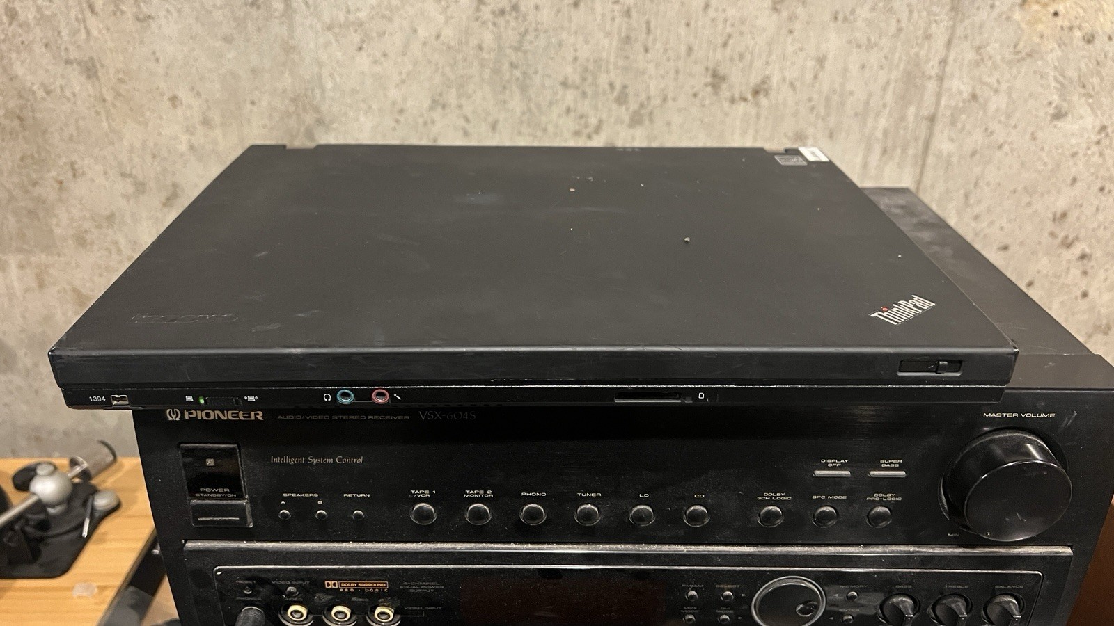 ThinkPad T500 P8600 2.4GHz 3GB 160GB ATI 3650 Win 7 Office 2010