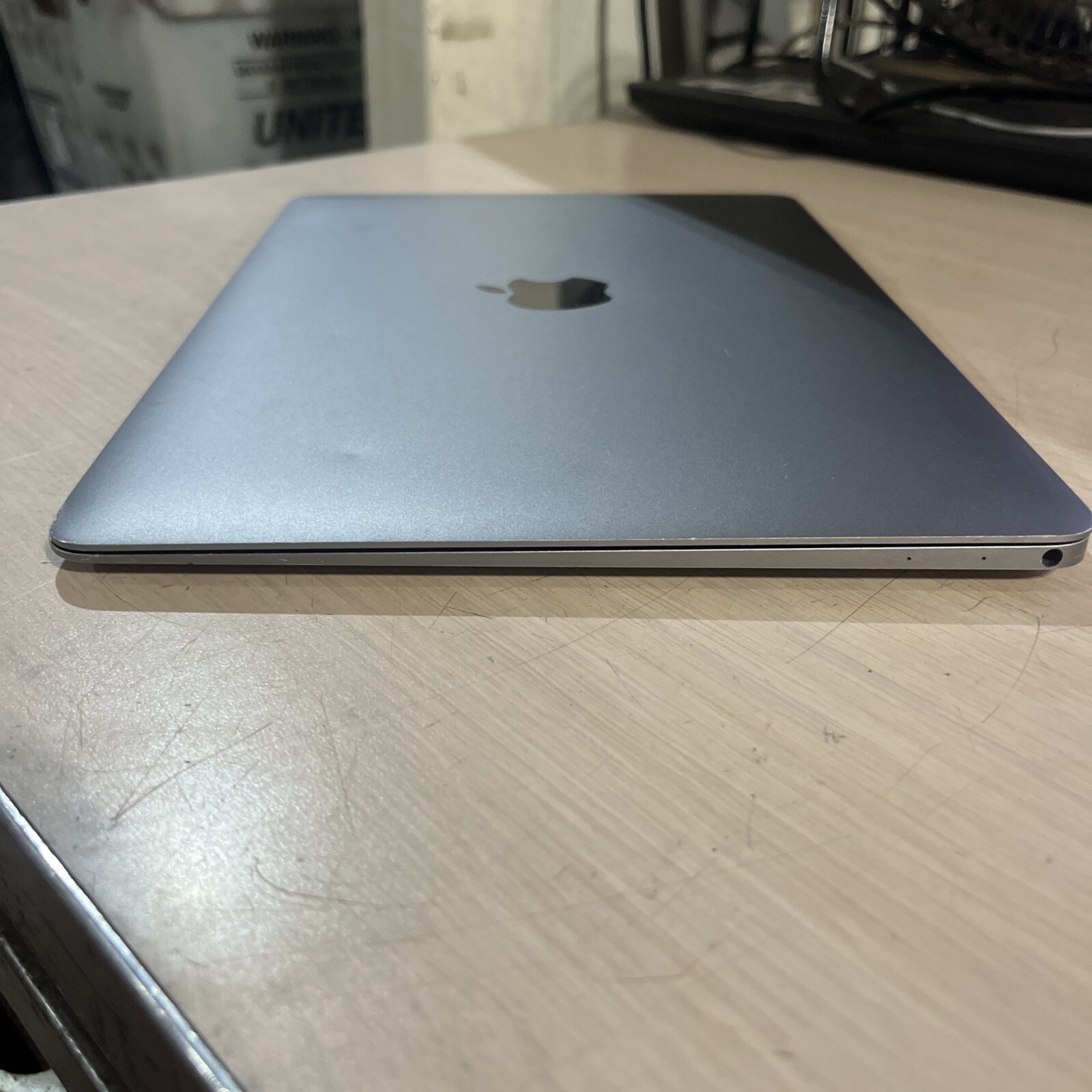 APPLE MACBOOK 12″ EARLY 2016 CORE M3-6Y30 1.1GHZ 8GB RAM 256SSD NO OS