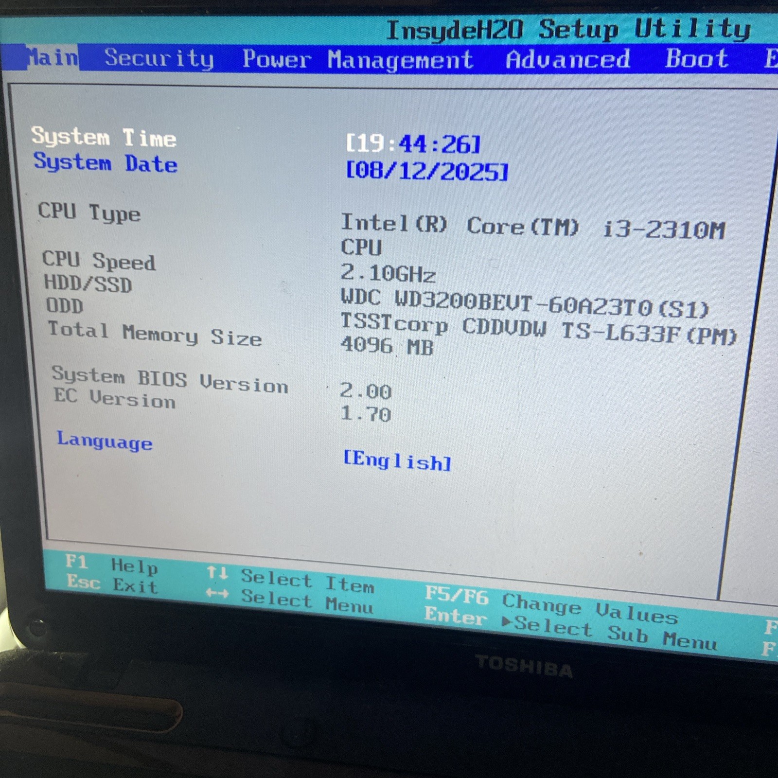 TOSHIBA SATELLITE L750 15.6″ INTEL CORE i3 2.10GHz 4GB 320 GB WIN 10 PRO
