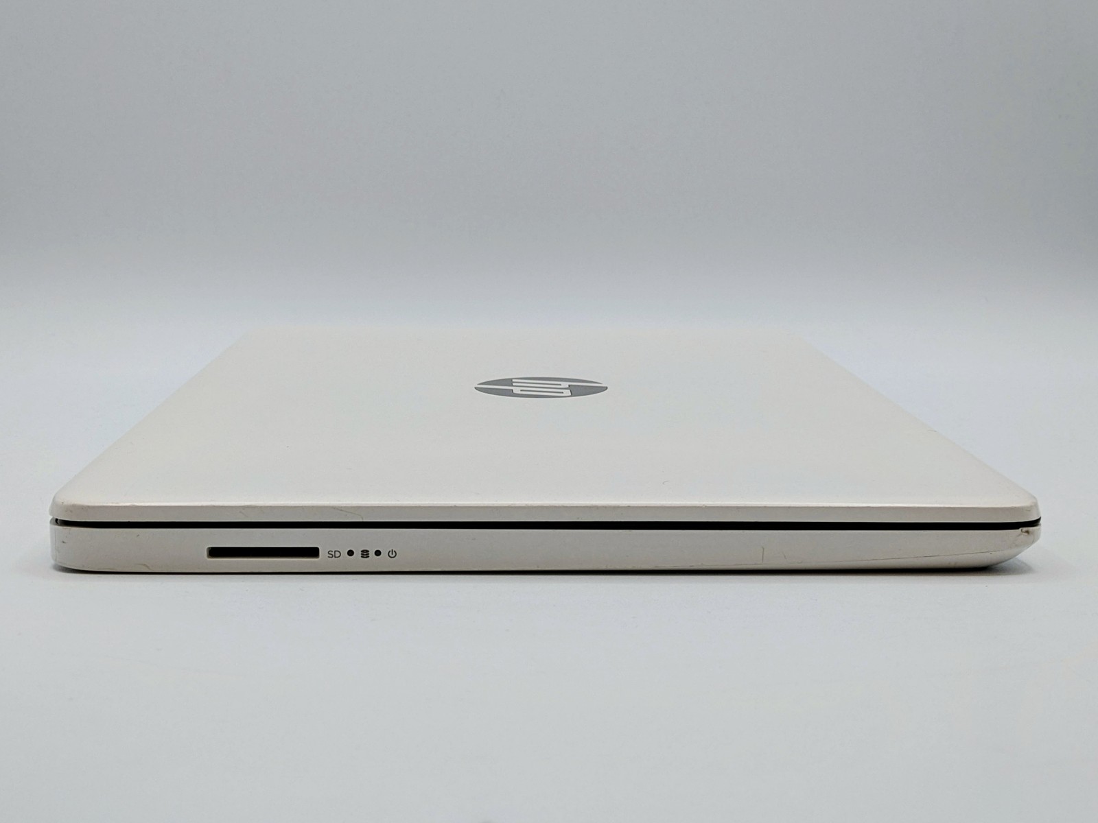 HP Laptop 14-dq0052dx 14″ HD CELERON N4120 64GB SSD 8GB W11 Webcam