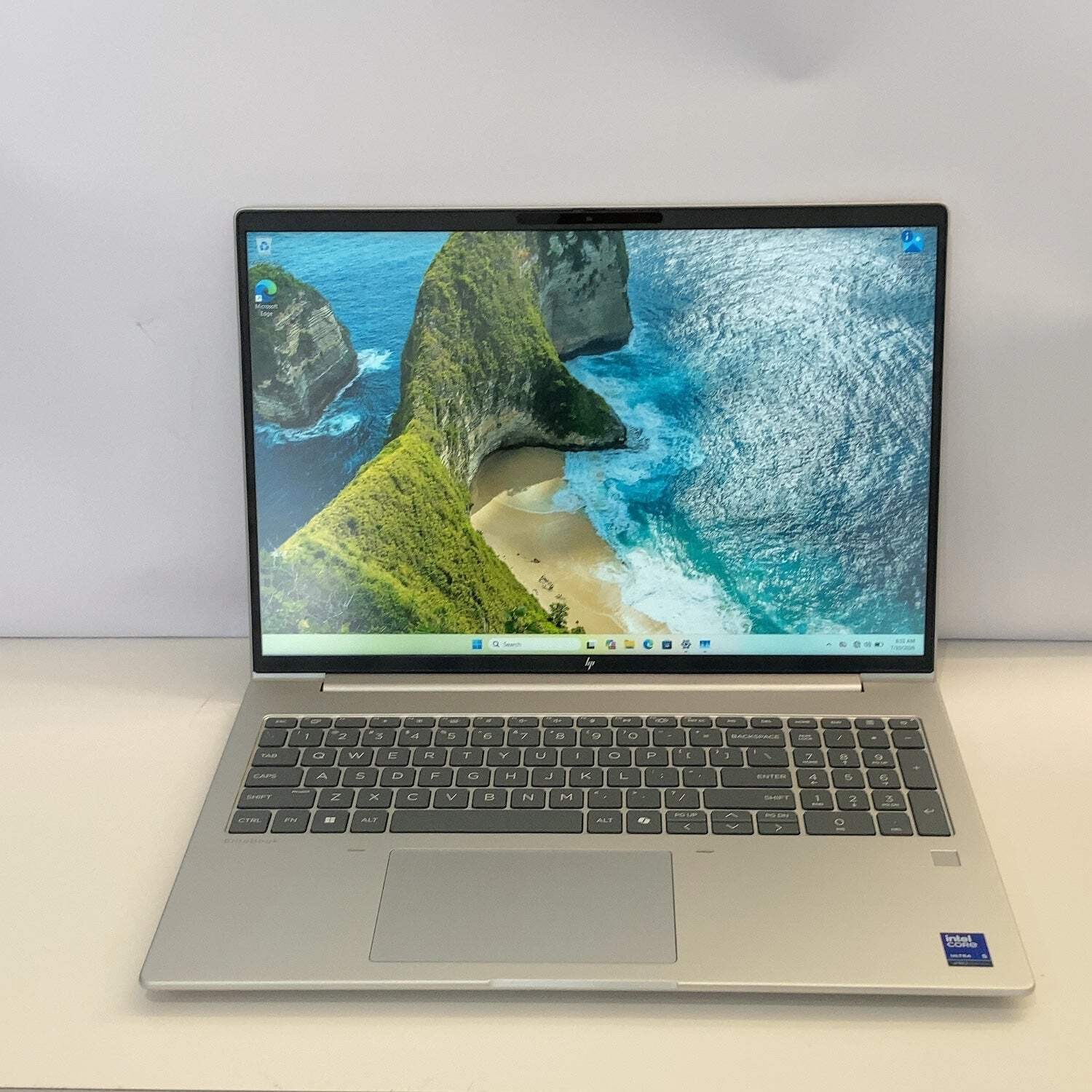 HP EliteBook 6 G1I 16 16″ Core Ultra 5 235U 2.0GHz 16GB RAM 256GB SSD