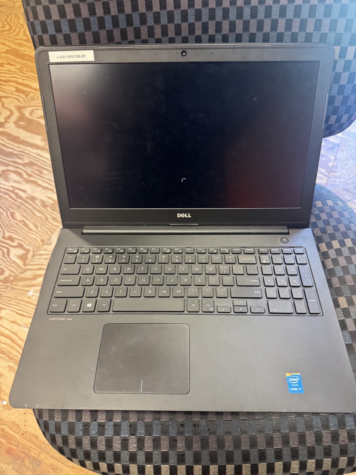 Dell Latitude 3550, i7, 500gb HHD, 8gb Ram, Win 10 Pro, 5th gen