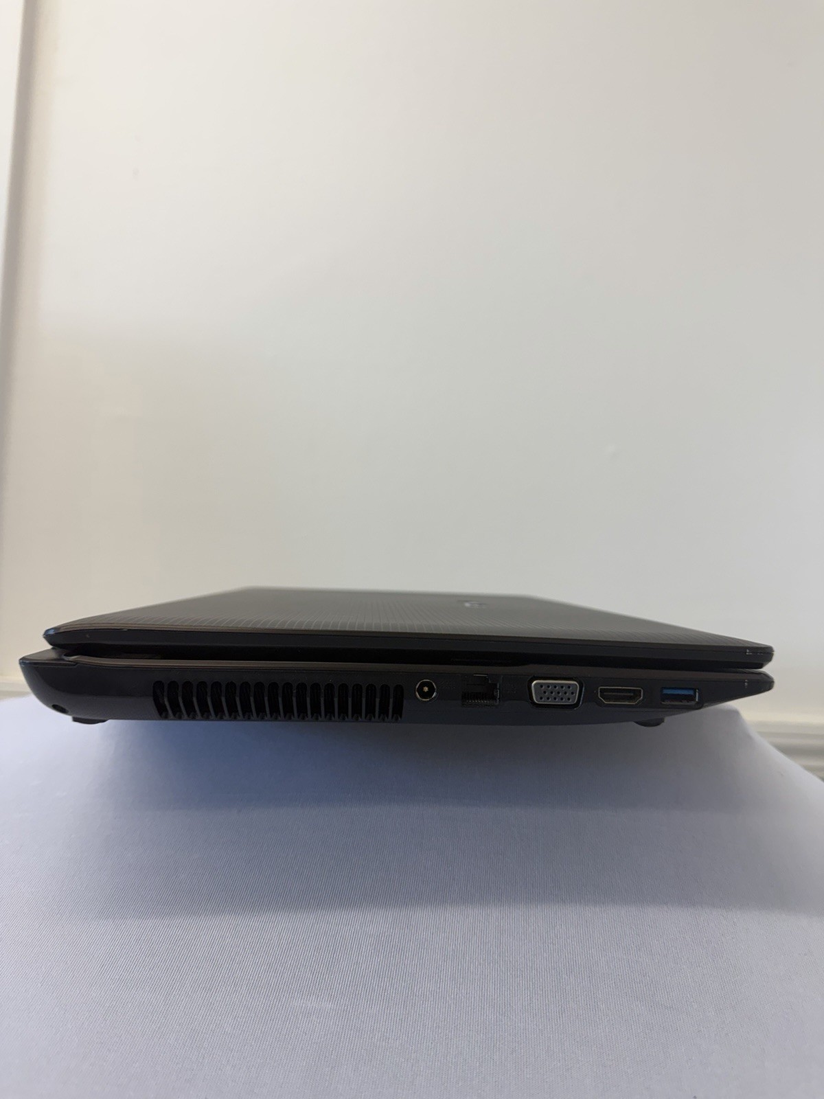 Asus K53E Laptop – Good Screen – Intel i5-2450M – Read Des