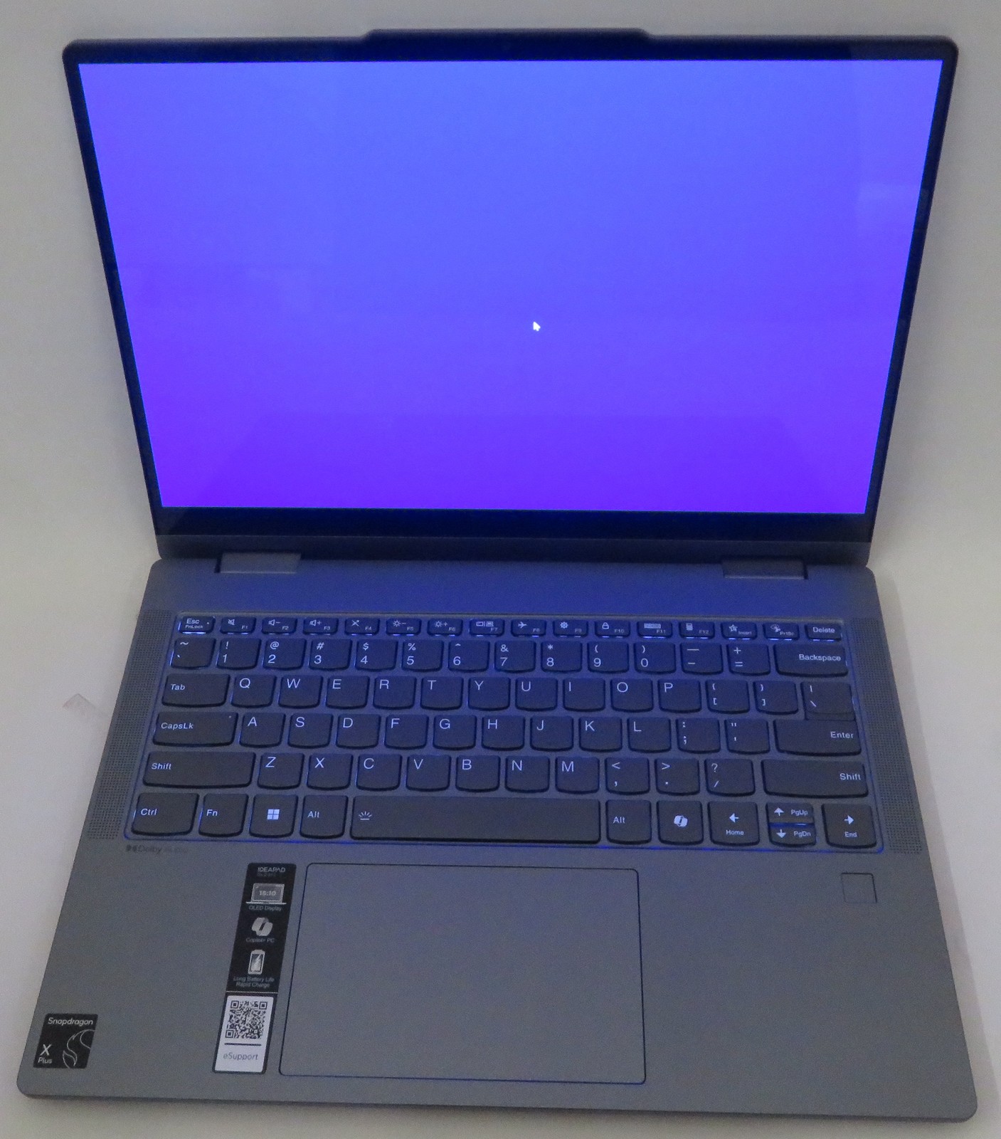 Lenovo Ideapad OLED 2in1 14Q8x9 Snapdragon X Plus X1P4200 – 16GB 1TB SSD Win 11