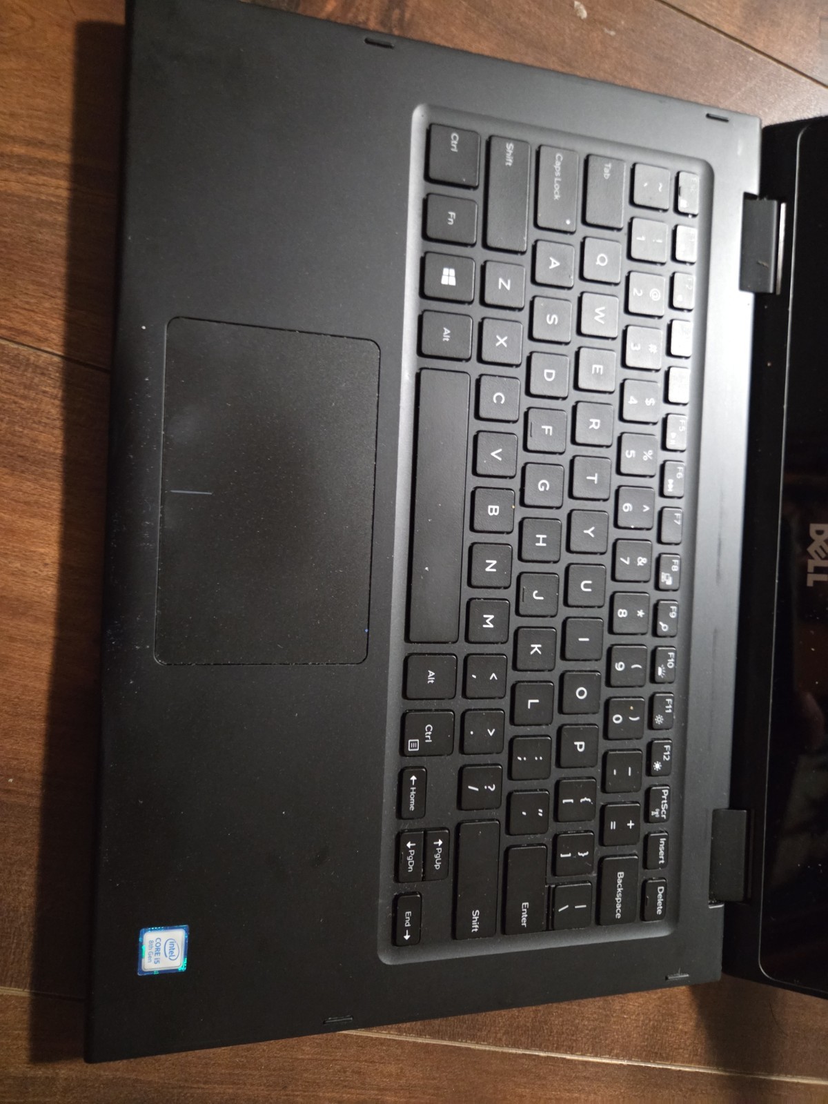 Dell Latitude 3390 2-in-1 i5- 8gen 4gb no HD.. For Parts