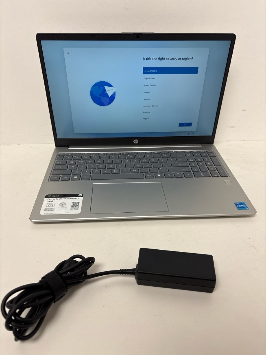 WIN11 3.8GHZ 128GBSSD 8GMRAM (P08035723)