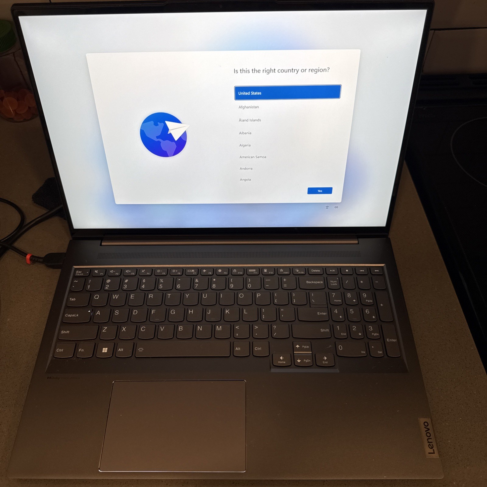 Lenovo Slim 7 16IAH7 16in i7-12700H 32GB 1TB SSD Win 11 Pro Gray