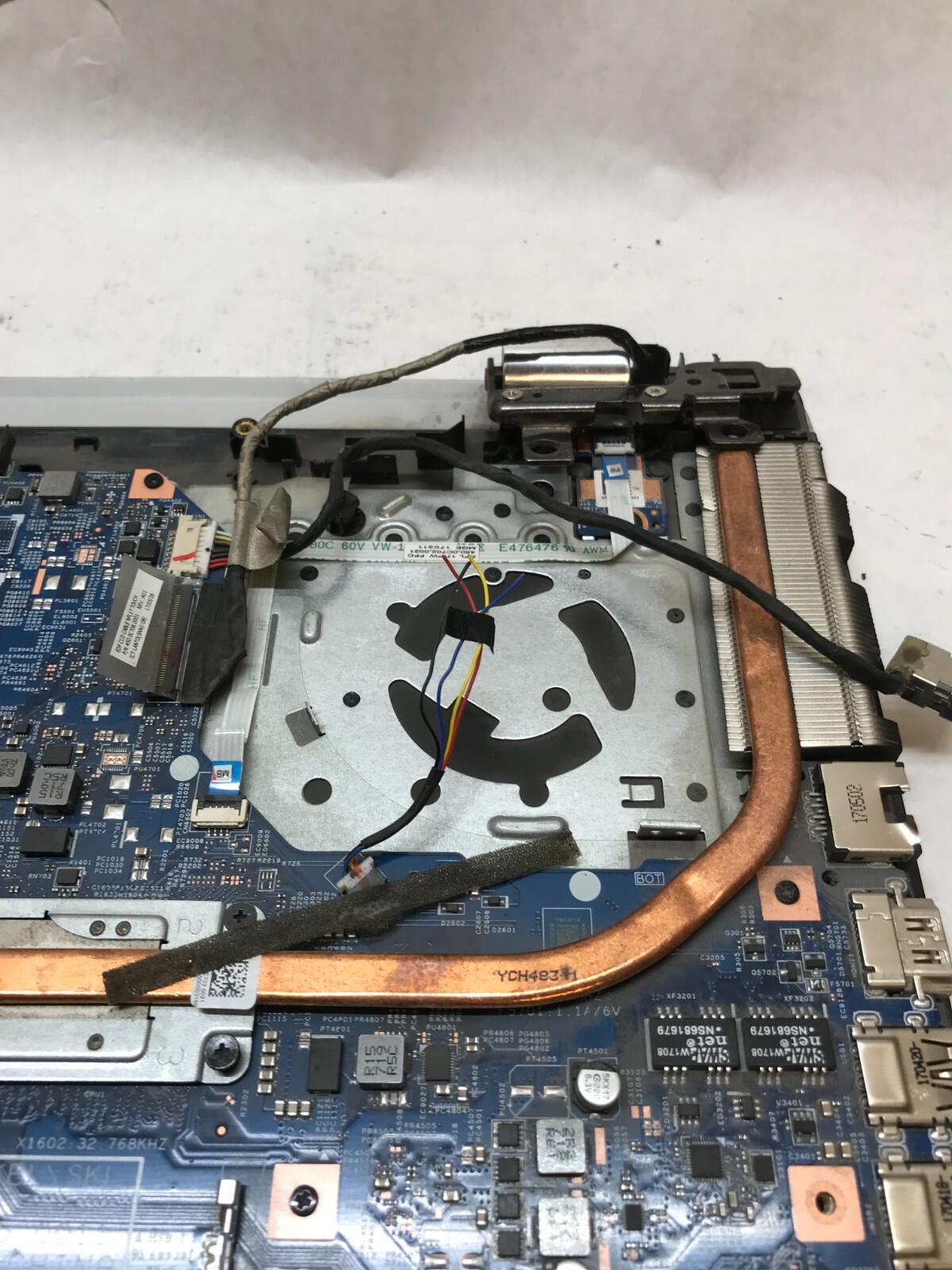 HP Pavilion 17-BS 17″ Unknown Specs NO RAM NO HDD/OS For Parts/Repair AS IS – DW