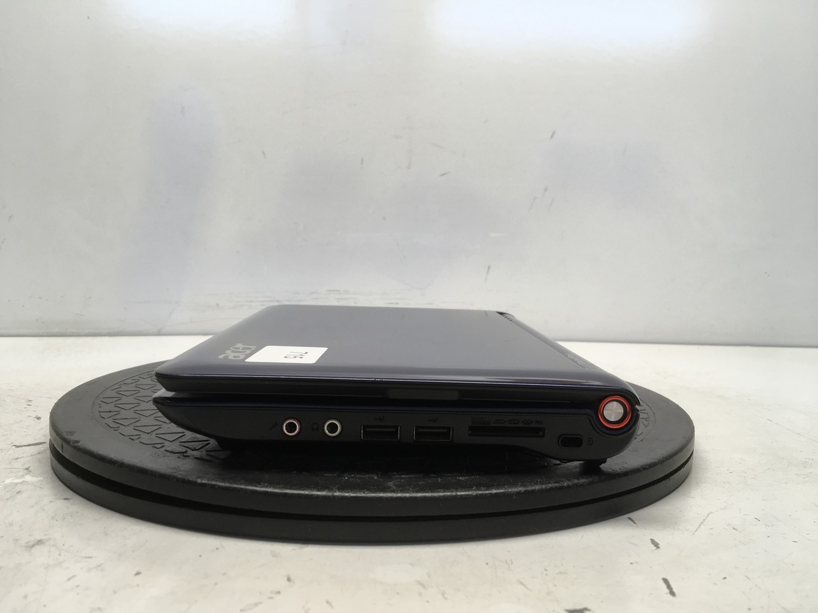 Acer Aspire One ZG5 Intel Atom N270 1.6GHz 1 GB NO HDD No Batt